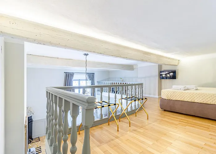 Casa Andromeda In Canton De' Fiori *