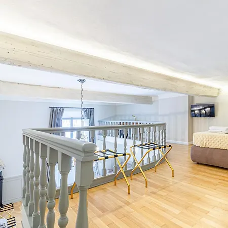 Casa Andromeda In Canton De' Fiori *