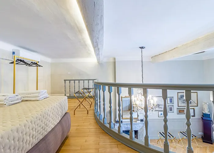 Casa Andromeda In Canton De' Fiori * Bologne